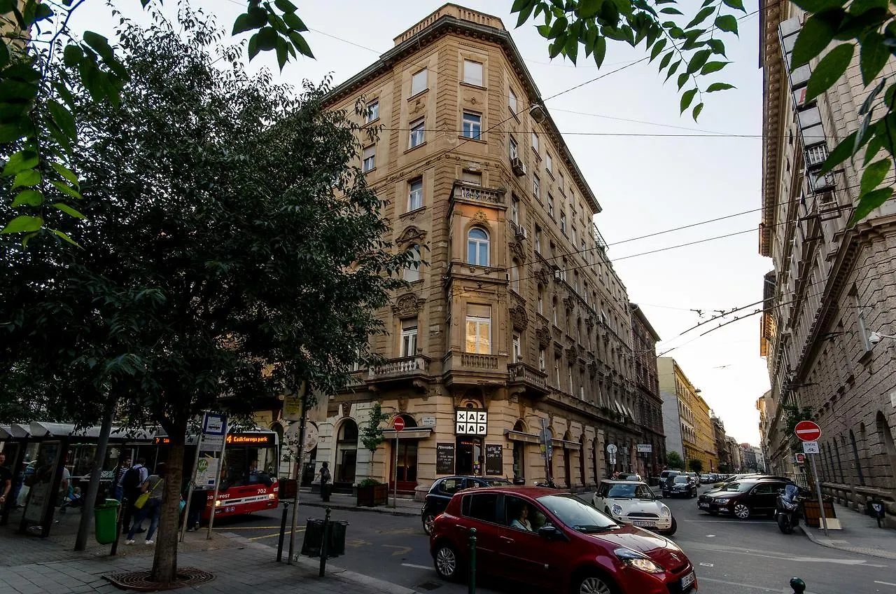 Ajowan Apartment Budapest 0*,